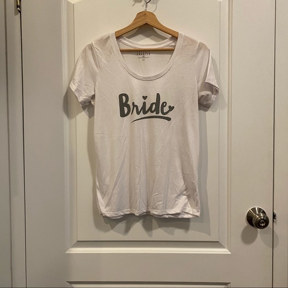 Bride T-shirt - Picture 2 of 3